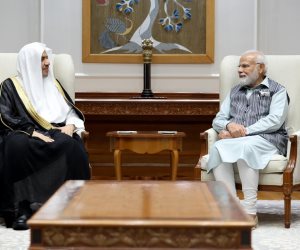 رئيس الوزراء الهندي يستقبل الأمين العام لرابطة العالم الإسلامي