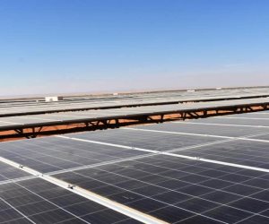 بعد أسطورة "بنبان".. أسوان تستعد لإنشاء محطة "فارس" للطاقة الشمسية وتنتج 500 ميجاوات وتوفر 2000 فرصة عمل