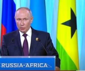 بوتين: القمة الروسية الأفريقية عُقدت في أجواء مليئة بالصداقة ومثمرة للغاية