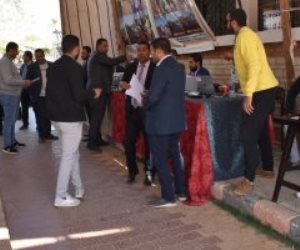 سياسيون ونواب يرصدون مزايا إجراء الانتخابات بنظام القائمة المطلقة المغلقة.. تتوافق مع الحالة المصرية.. تتناغم مع الناخب والمرشح وتعزز الأحزاب فى الشارع المصرى