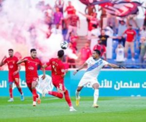 الهلال السعودي يُقصي الوداد المغربي ويتأهل لربع نهائى البطولة العربية.. فيديو