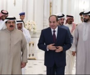 الرئيس السيسى يودّع ملك البحرين لدى مغادرته مدينة العلمين