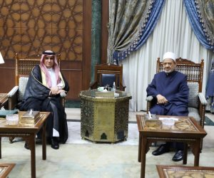 شيخ الأزهر يستقبل المندوب الدائم للمملكة السعودية لدى الجامعة العربية