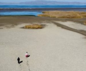 جفاف بحيرة "تيتيكاكا" أعلى مسطح مائى صالح للملاحة فى العالم يثير القلق