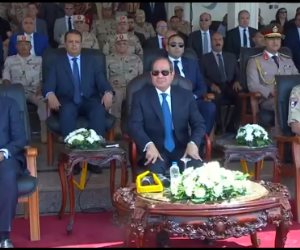 الرئيس السيسي يشهد اصطفاف معدات الإغاثة المقدمة للأشقاء في ليبيا.. فيديو
