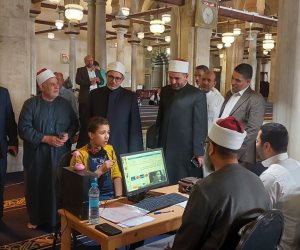 رئيس جامعة الأزهر يتابع اختبارات مسابقة حفظ القرآن الكريم بالجامع الأزهر