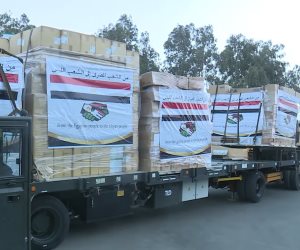مصر تقدم مئات الأطنان من المساعدات الإنسانية والمعدات للشعب الليبى برا وبحرا