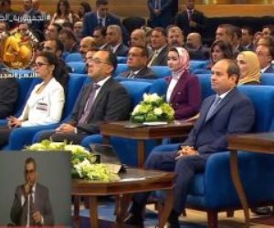 الرئيس السيسى يشهد جلسة المشروعات القومية والبنية التحتية بمؤتمر حكاية وطن