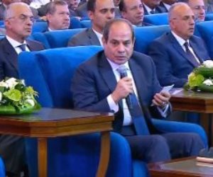 الرئيس السيسي: فى 2011 وجهت بالانتباه لتفكك الروابط المصرية