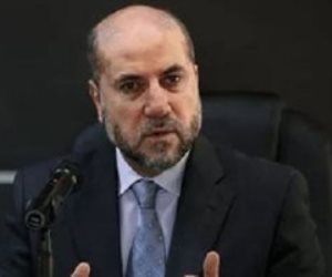 مستشار الرئيس الفلسطيني: إسرائيل ترتكب جرائم حرب بغزة وسنظل ندافع عن أنفسنا