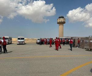 الهلال الأحمر المصري تستقبل طائرات مساعدة أردنية لإيصالها إلى قطاع غزة