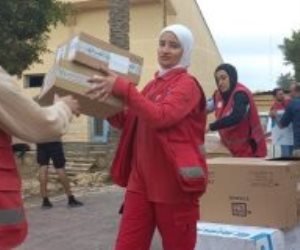استمرار تدفق المساعدات الإنسانية على مطار العريش.. والهلال الأحمر يفرغ شحنة مساعدات منظمة الصحة العالمية