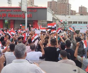 لدعم فلسطين وموقف الرئيس السيسي.. مسيرة حاشدة في ميدان المؤسسة بشبرا الخيمة (صور)