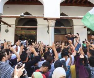 أعضاء الحركة المدنية تصل إلى مسجد مصطفى محمود للمشاركة فى جمعة التفويض