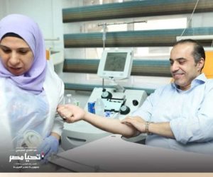حملة المرشح الرئاسي عبدالفتاح السيسي تتبرع بالدم دعما للفلسطينيين وتتضامن مع ضحايا «المعمدانية» (3)
