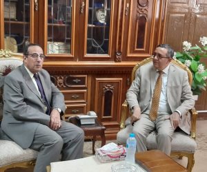 محافظ شمال سيناء يلتقي سفير الهند بالقاهرة ويشيد بالعلاقات الثنائية بين البلدين (صور)
