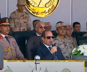 الرئيس السيسي: الجيش المصرى يبنى ويصون ويحمى ولا يعتدى