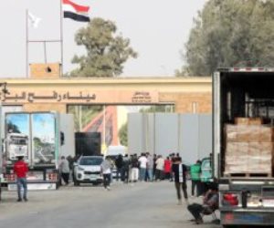القاهرة الإخبارية: قافلة المساعدات السادسة تفرغ حمولاتها بالجانب الفلسطيني