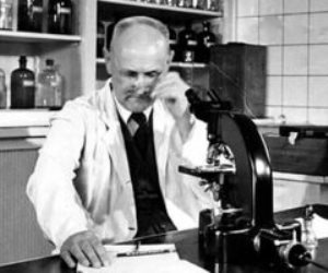 نوبل تتذكر جرهارت دوماك.. مكتشف أول مضاد حيوى