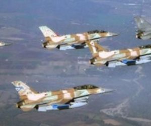 طائرات الاحتلال تقصف محيط مجمع الشفاء الطبى فى مدينة غزة