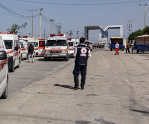 وزارة الصحة: وصول مجموعة من الأشقاء الفلسطينيين المصابين فى أحداث غزة للعلاج بمصر