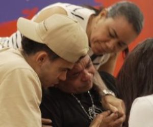 بعد إطلاق سراحه .. أول لقاء بين لويس دياز نجم ليفربول ووالده 
