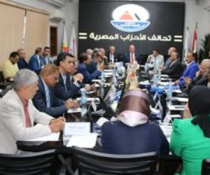 42 حزبا ينظمون 50 مؤتمرا جماهيريا لدعم المرشح الرئاسى عبد الفتاح السيسى