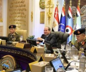 الرئيس السيسي يطالب ملتحقى الكليات العسكرية بمواكبة العلوم لحماية الوطن (فيديو)