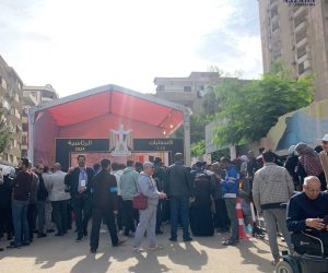 بدء ساعة الراحة للقضاة المشرفين على انتخابات الرئاسة وتوقف التصويت مؤقتا