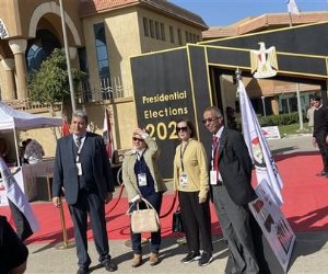 المنظمة العربية لحقوق الإنسان تتفقد لجان الانتخابات الرئاسية فى بالقاهرة الجديدة