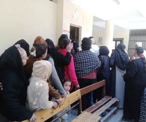 في نجع حمادى ..طوابير للنساء بلجنة الرحمانية قبلى للتصويت بانتخابات الرئاسة
