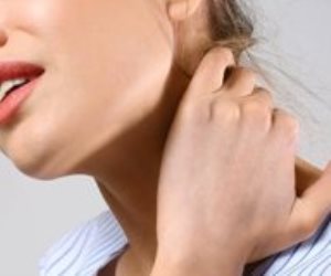 ما هو ألم الرقبة الإلكترونى ونصائح للوقاية.. استشارى يوضح