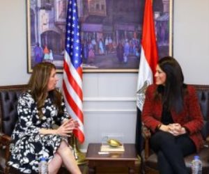 المشاط لسفير أمريكا بالقاهرة: نتطلع لمزيد من التعاون بين البلدين وتفعيل برامج التنمية 