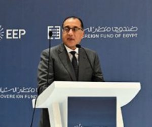 رئيس الوزراء يستعرض مخططات تنمية منطقة الضبعة