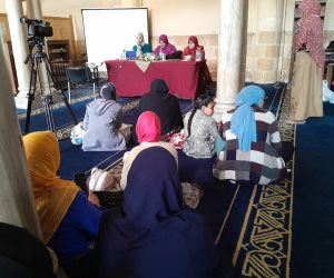 ملتقى المرأة بالجامع الأزهر يعدد فوائد تعليم اللغة العربية للأبناء 