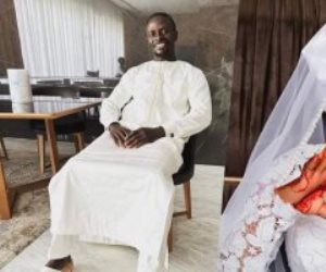 حضره الأصدقاء والعائلة واللاعبين .. ساديو ماني يدخل عش الزوجية قبل انطلاق بطولة أمم أفريقيا.. صور 