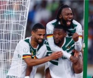 في مباراة مثيرة .. الكاميرون تتأهل لدور الـ16 فى كأس أمم إفريقيا بالفوز  على جامبيا 3 / 2.. فيديو