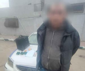 القبض على أحد الأشخاص بتهمة الاحتيال على سيدة وسرقتها بالإكراه في بورسعيد 