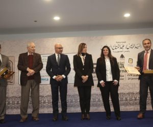 وزيرة الثقافة تُسلم جوائز الفائزين بمسابقات معرض القاهرة الدُولي للكتاب في نسخته الـ55 