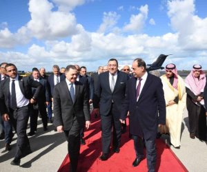وزير الداخلية يصل تونس للمشاركة فى أعمال الدورة 41 لمجلس وزراء الداخلية العرب