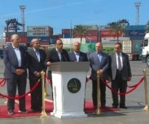 رسائل مدبولي من ميناء الإسكندرية: نحن هنا اليوم لتنفيذ توجيهات الرئيس بسرعة الإفراج عن السلع والشحنات ومستلزمات الإنتاج الأساسية