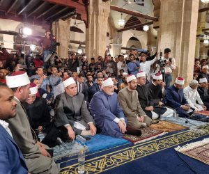 المؤسسات الدينية تحتقل بذكرى فتح مكة من مسجد السيدة زينب  