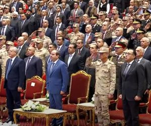 عزف سلام الشهيد بحضور الرئيس السيسي خلال الندوة التثقيفية للقوات المسلحة