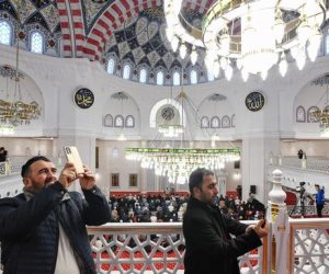 لأول مرة.. إقامة صلاة عيد الفطر في المسجد الجامع بالقرم الروسية