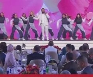 أحمد سعد يقدم أغنية «العيد أهو جه» أمام الرئيس السيسي وأسر الشهداء