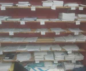 ضبط 1150 كتاب تعليمي داخل مكتبة ببنى سويف طبعة دون تصريح