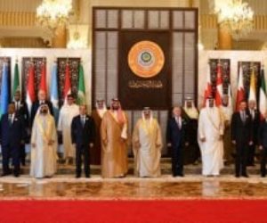 وزير خارجية البحرين: إعلان القمة أكد إدانة الدول العربية الحرب المدمرة على غزة