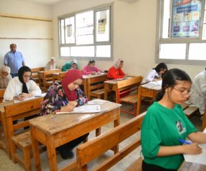 «التعليم» توجه بحظر دخول التليفونات لجان امتحانات الشهادة الإعدادية