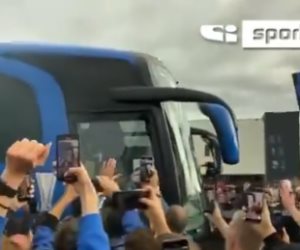 استقبال حافل لفريق أتالانتا بعد عودته لإيطاليا بعد الفوز بالدوري الأوروبي.. فيديو