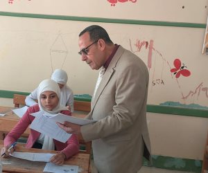3886 طالبًا وطالبة من الدبلومات الفنية يردون الإمتحانات بلجان شمال سيناء دون شكاوى (صور)